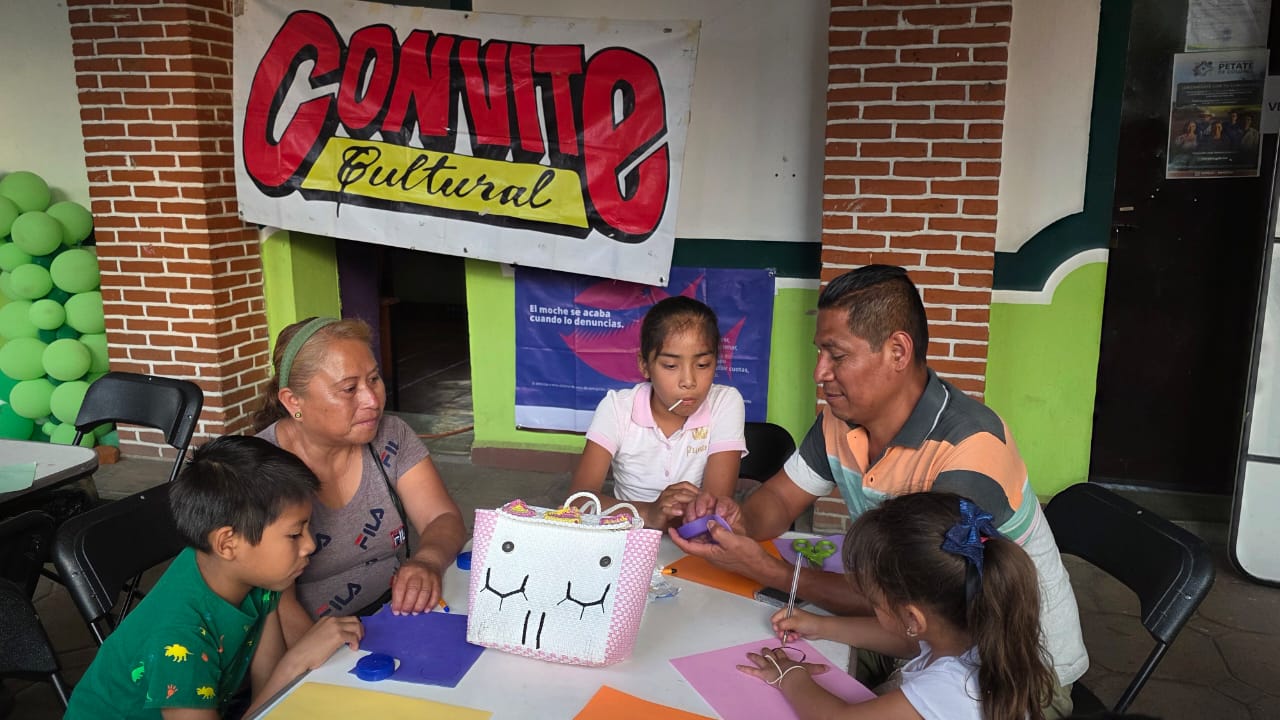 Convite cultural en los Pasillos del Palacio Municipal de Temoac, Temoac, Morelos